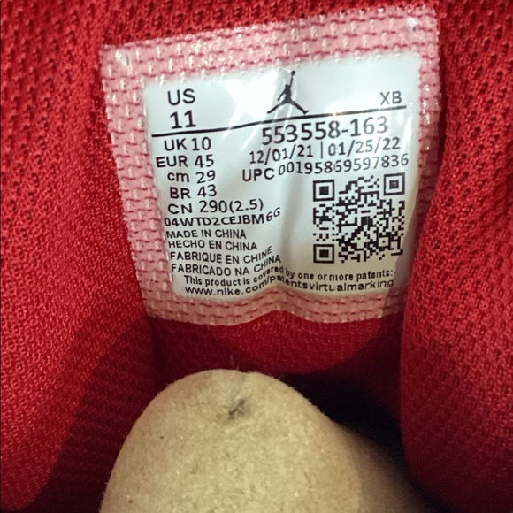 Air Jordan 1 Low - Picture 11 of 13